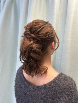 マーズ(Hair&Make Mars+) ポニーテール