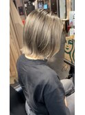 【透明感たっぷり◎】グレージュボブ