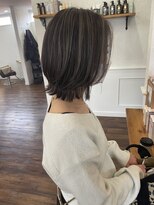 リル(LILL)&nbsp;くびれボブ×ハイライト