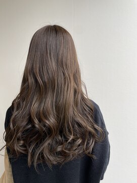 美容室 アイディー i-dee ブラウンベージュ