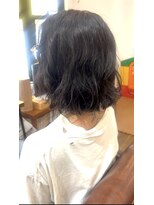 ロウスリー(Lowsly)&nbsp;サーファーボブ　20代30代40代　パーマ　ウェーブ