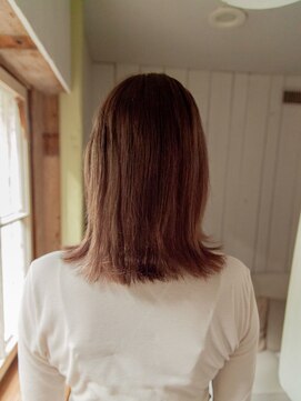 ヘアアンドリラクゼーション シャッセ(Hair&Relaxation SASE) 外ハネボブ