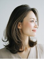 ピアチェーレ 佐倉&nbsp;外ハネくびれミディ[佐倉]