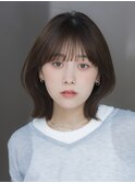 韓国風くびれミディアムボブハッシュカット