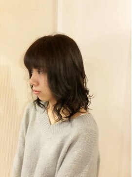 エノモト(ENOMOTO) 20代30代40代大人可愛いゆるふわスタイルダークモノトーンカラー