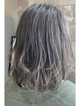 ラフィスヘアーグロー 中百舌鳥店(La fith hair glow) シースルハイライト×カーキグレージュ　久保川真義