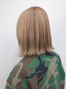 ジゼル(gisele) （稲毛）milk tea greige