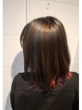 パリスパート2 インナーカラー グラデーションボブ ヘアスタイル