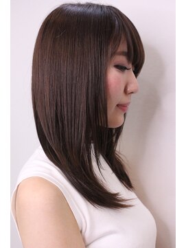 リルウ 阿倍野キューズモール(LILOU) Aラインストレートスタイル