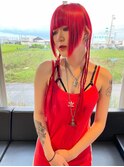 産まれた時から赤