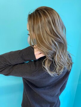 リーホリエ(Lee Horie) beach girl ハイライト