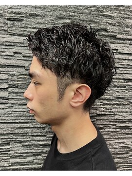 プレミアムバーバー 表参道店(PREMIUM BARBER produce by HIRO GINZA) バーバースタイル×スパイラルパーマ×ツーブロック