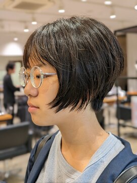 ケーオーエスビューティー(K O S beauty) 柔らか黒髪ショート！