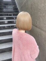 レフ(LEF)&nbsp;ハニーブロンドボブ/ダブルカラー/ケアブリーチ/ハイトーン