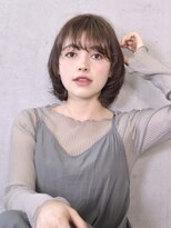 コイ(coii)&nbsp;柔らかベージュのミニボブ