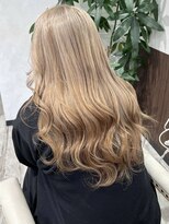 ベルヘアーデザイン 堺東(Belle hair Design)&nbsp;ハイトーン/外国人風/レイヤーカット/堺東