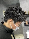 スパイキーショートパンパーマ黒髪