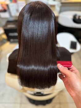 アンベイル(UNVEIL)の写真/「通うたび髪が好きになる」1席のみの贅沢空間＊骨格を見極めた精密なカットで、続く美しさと再現性を―。