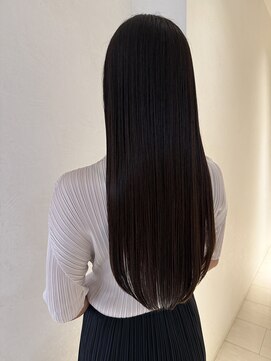 リトゥルー 大宮(re true) 後ろ姿で差がつく大人ストレート