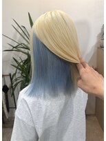 ラニヘアサロン(lani hair salon)&nbsp;ブロンド×水色/インナーカラー/夏カラー/デザインカラー/