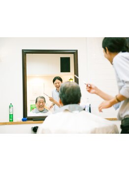 【心地よい空気が漂うメンズヘア専門店】協会認定のシェービング資格を持つオーナーがマンツーマンで施術。