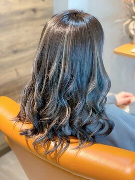 リアン(Lian) グレー系カラー