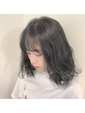 ガーランドウメダ(Garland umeda) 黒髪風ダークグレー☆ブリーチ無しで再現可能