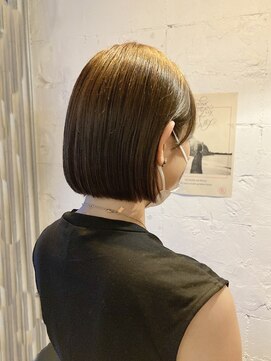 ロジエ(ROSIER) ぱつっとボブ