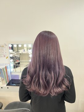 アルーシェウィズスカイ 原宿(Alushe with Sky) ラベンダーグレージュ/ダブルカラー/エクステ/インナーカラー