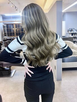 オズ 郡山桑野店(OZ) 【OZ田中】バレイヤージュ#外国人風カラー