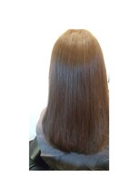 クララデアンシュシュ クララ店(Kurara de UN CHOU-CHOU)&nbsp;アッシュグレージュカラー