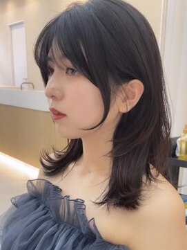 フェメ 立川(PHEME) 顔周りレイヤー/レイヤーミディアム