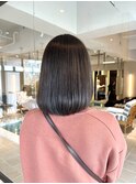 斜めバング小顔ボブ愛されグレージュカラー