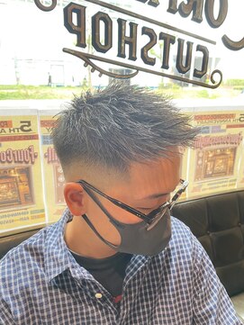 フォーコーナーズ(Four Corners) フェザーアップ