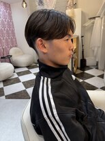 髪屋 紬&nbsp;メンズ/メンズパーマ/メンズカット/センターパート