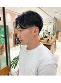 癖毛をいかしたメンズショートカット