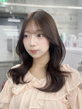 エヌアイ オモテサンドウ(ni omotesando) ピンクブラウン/レイヤーカット/韓国ヘア 上野