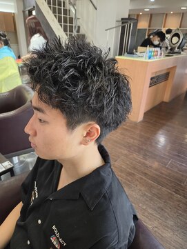 スリーク 吹田店(Sleek) 大人スパイキーショート
