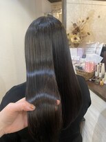 クオート(quoit) ゴワつき解消!髪質改善ストリートメントでツヤ髪へ
