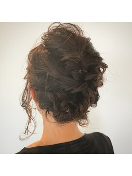 オンアフライデー(on a friday) パーティヘアセット