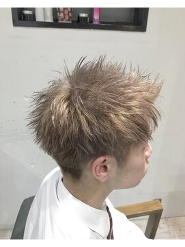 アクト 三鷹店(ACT) スパイキーホワイトベージュ