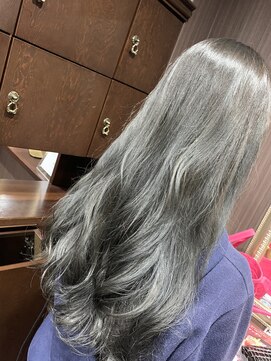 髪の美院 シャルマン ビューティー クリニック(Charmant Beauty Clinic) 透明感グレージュ