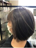 ブェージュ系シルバーハイライト