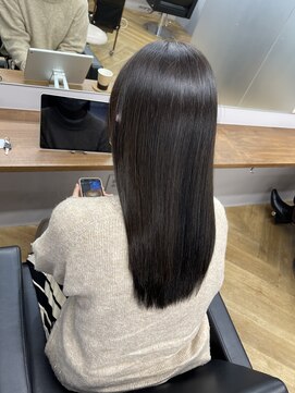 シカ 神戸三宮元町店(Cica) 髪質改善 UPTOGLOSS 神戸 三宮美容室 トリートメント 元町 艶髪