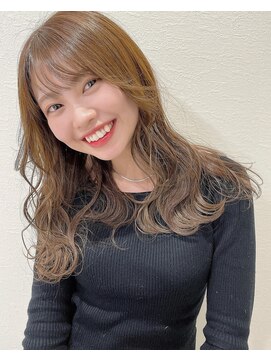 イト(ito.) ★ベージュ×波ウェーブ★