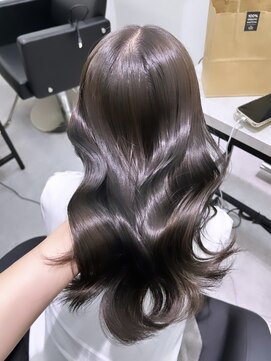 ペレ 栄店(PELE) ウルフ/マチルダボブ/ピンクベージュ/インナーグレージュ/