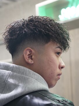 スキルセカンドハウス 天神(SKILL SECOND HOUSE) 前下がりツイストショートStyle