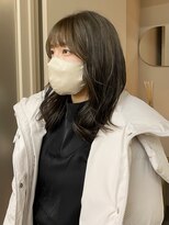 パークレーン アイス イヴェン(park lane ICI yeven)&nbsp;ブリーチ無しダブルカラー オリーブ ベージュ 似合わせカット