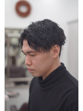 グランクラブ(GRANCLUB) カット　パーマ　フェード　シェービング　ヘッドスパ