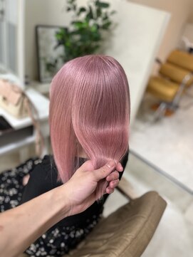 カリーナ(CARINA) ハイトーンカラー/ハイトーンピンク